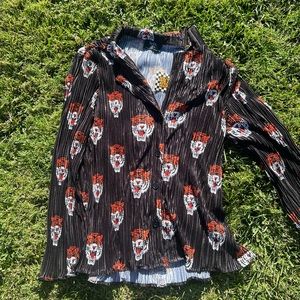 Dressed in Lala Tiger Long-sleeve 
Comfortable Bell-Sleeve Top